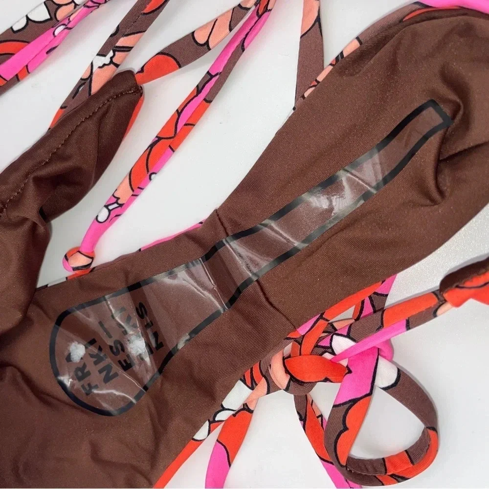 Frankies Bikinis cute side